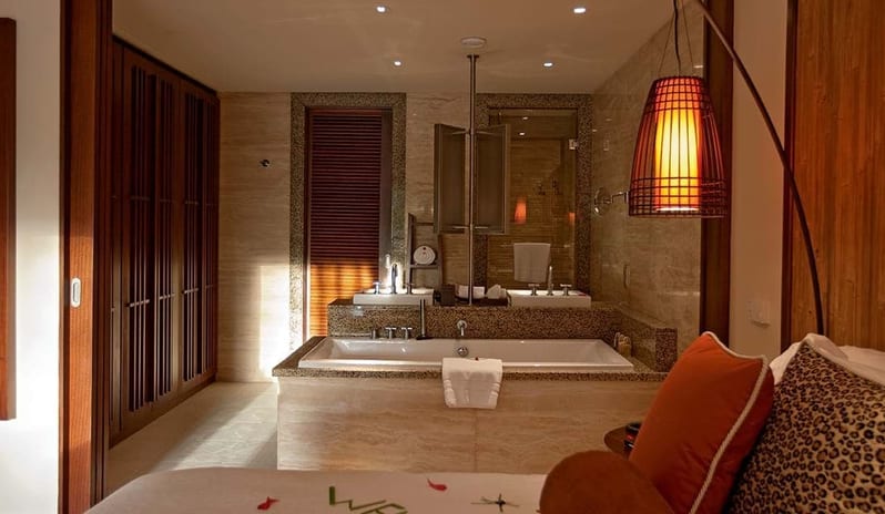 Constance Ephelia-Senior Suite 4_3676